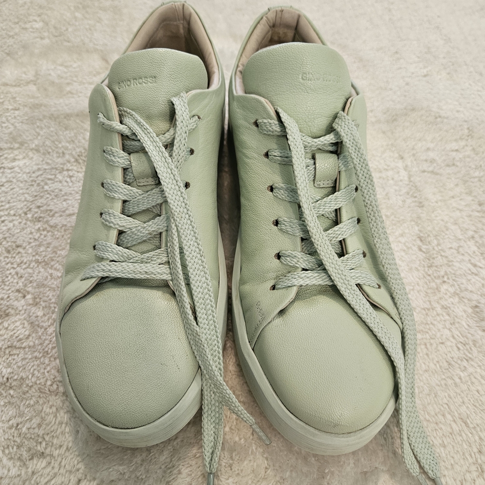 Leather Sneakers Green Pastel Size 9 Feminine Preppy Casual Athleisure Coquette - Picture 9 of 10